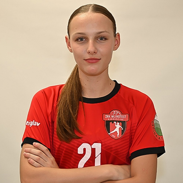 Karolina Petejan
